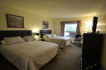 Beaverlodge Motor Inn ภายนอก รูปภาพ